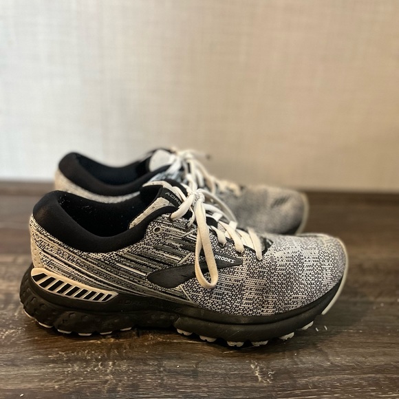 Brooks Shoes Brooks Adrenaline Gts 19 Women's Running Shoes - Size 8 - Picture 8 of 8